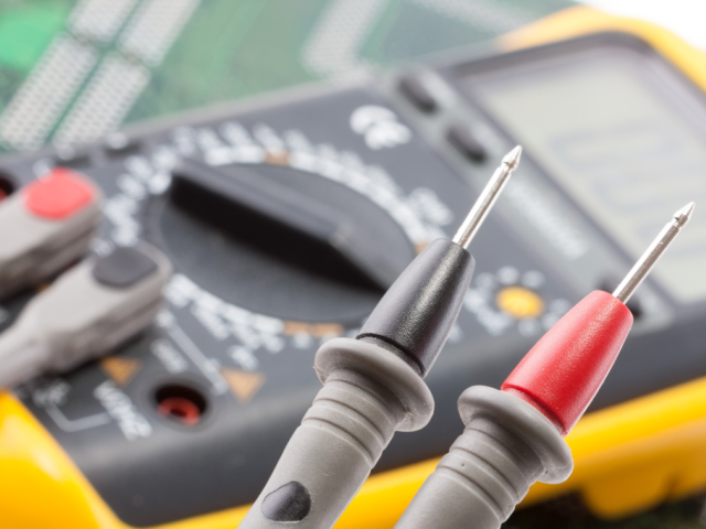 How Electrical Experts Assure Business Continuity During Power Outages?